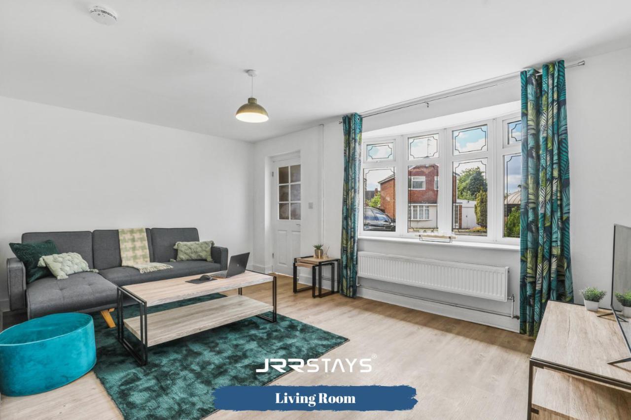 Wolverhampton - Amazing 3 Bedroom, Sleeps 6, Wi-Fi - Jrr Stays Exterior foto